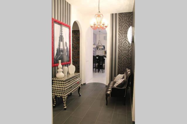 City Centre With 3 Bed Rooms Chez Claude Βερόνα Εξωτερικό φωτογραφία
